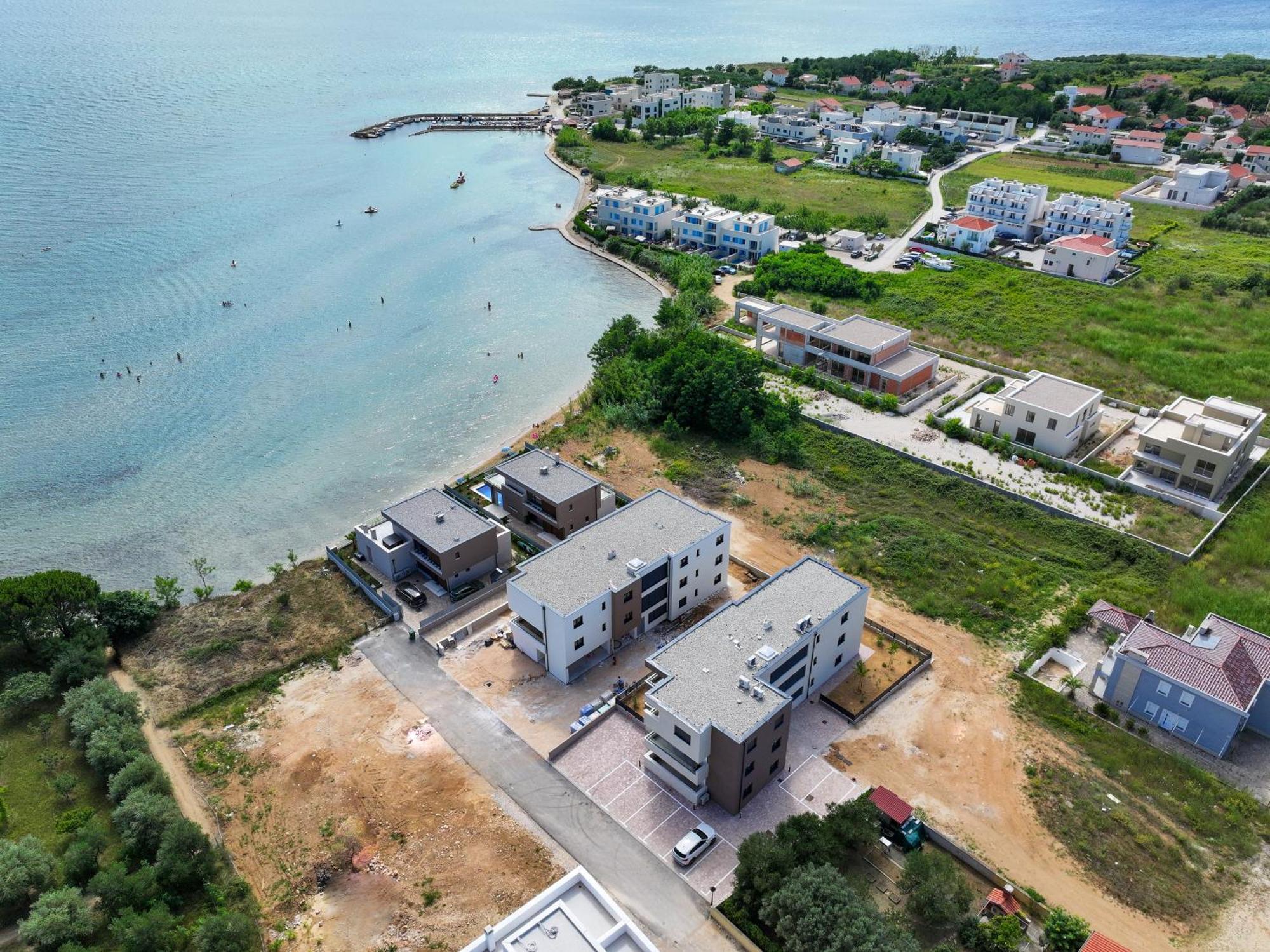 Deluxe Apartments Privlaka On The Sand ภายนอก รูปภาพ